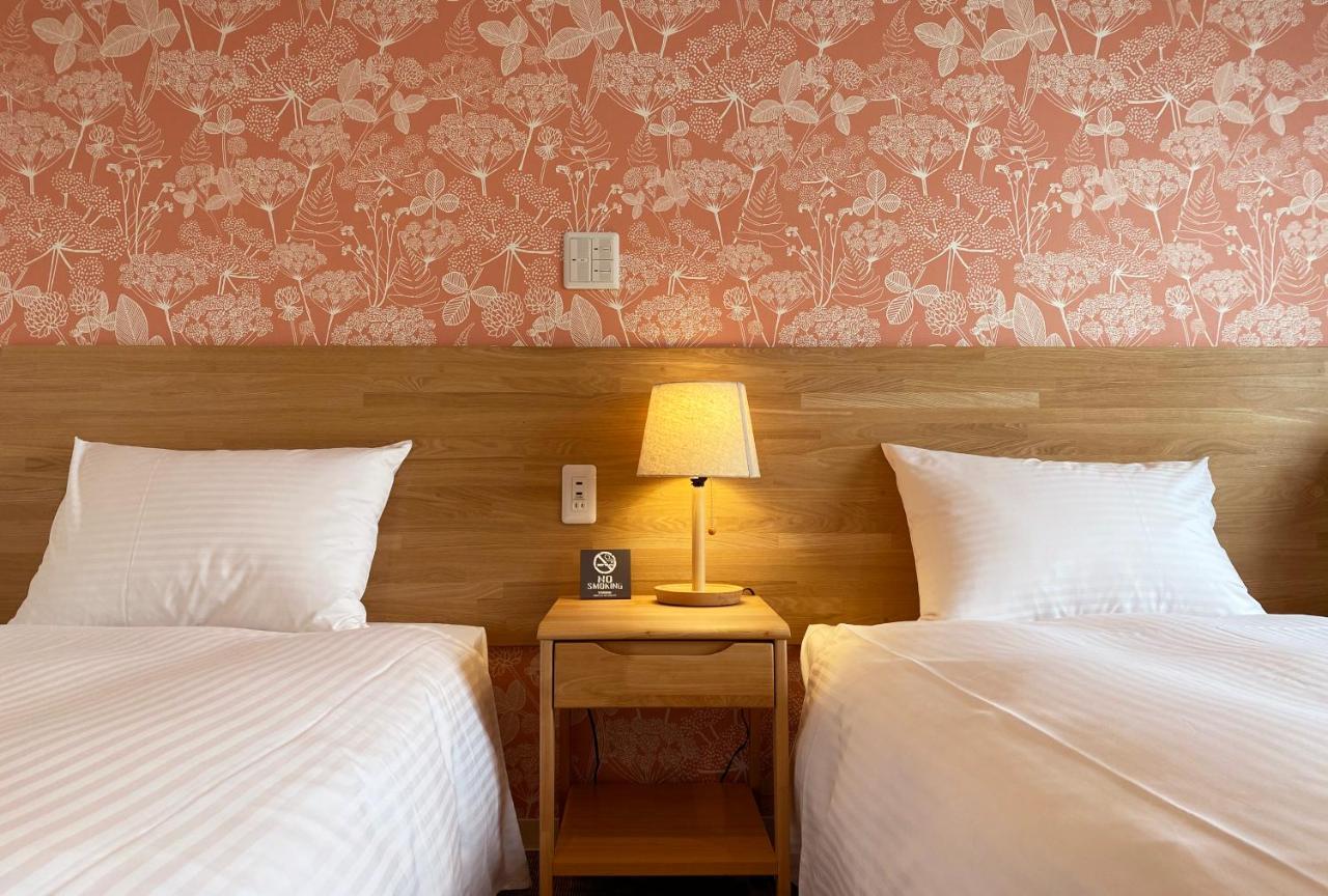 Hotel Hanafuji Inn Nakafurano Eksteriør bilde