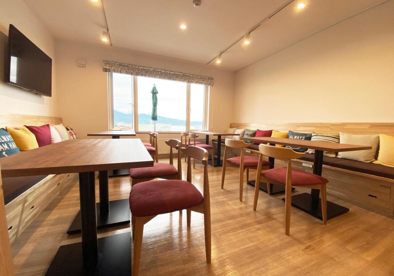 Hotel Hanafuji Inn Nakafurano Eksteriør bilde