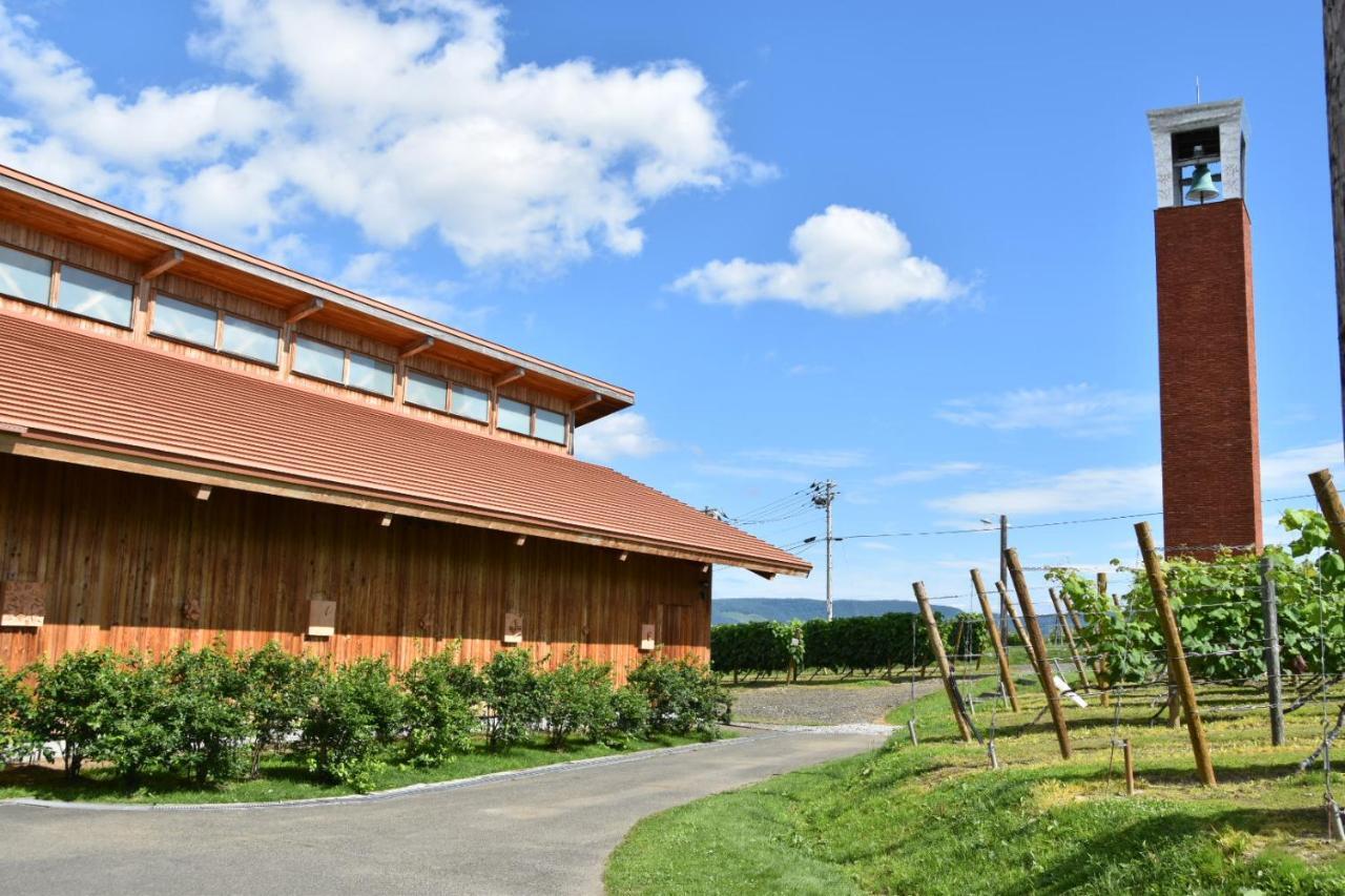 Hotel Hanafuji Inn Nakafurano Eksteriør bilde